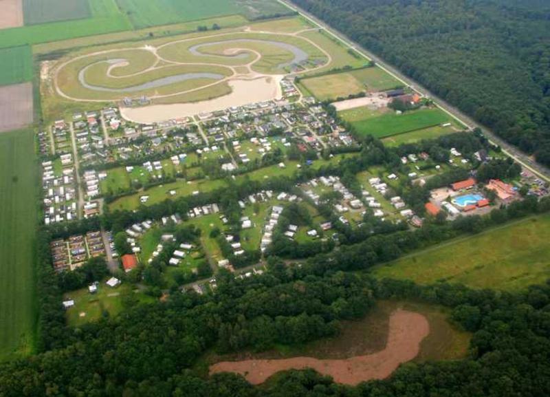 Mulder'S Vakantiehuis, Jaarplaats 108 Op Recreatiepark De Tien Heugten Schoonloo Bagian luar foto